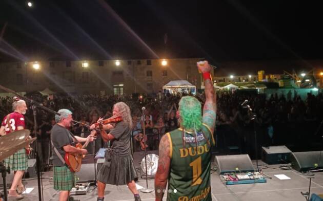 I Modena City Camblersc a Crema ci hanno fatto vivere un concerto pazzesco!