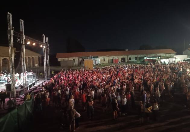 Modena City Ramblers alla BARricata: oltre mille presenze