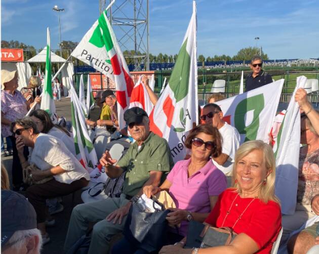 Reggio Emilia Elly Schlein (PD) Vinceremo le primarie e batteremo la Meloni