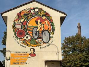 (CR) Alfonsina Strada e Mara Soldi Maretti, inaugurato il murale di via Vecchia