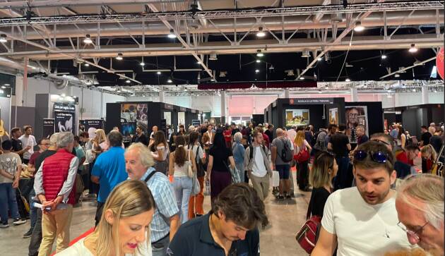 Cremona LA FIERA DELLA MUSICA SPINGE L'EXPORT ITALIANO