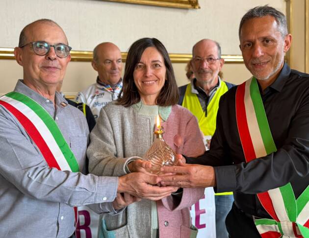 (CR) La Lampada della Pace di Assisi è arrivata in città