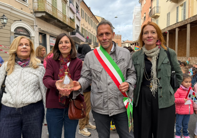 (CR) Marcia della Pace: 2mila studenti e studentesse in Piazza del Comune