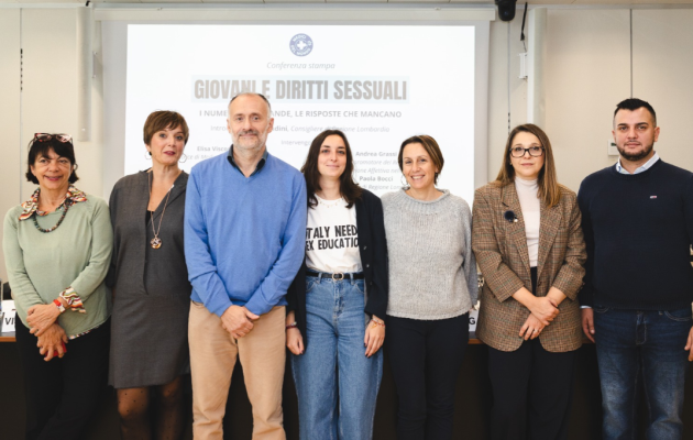 SOCIAL E PORNO: COSÌ I GIOVANI ITALIANI FANNO EDUCAZIONE SESSUO-AFFETTIVA.